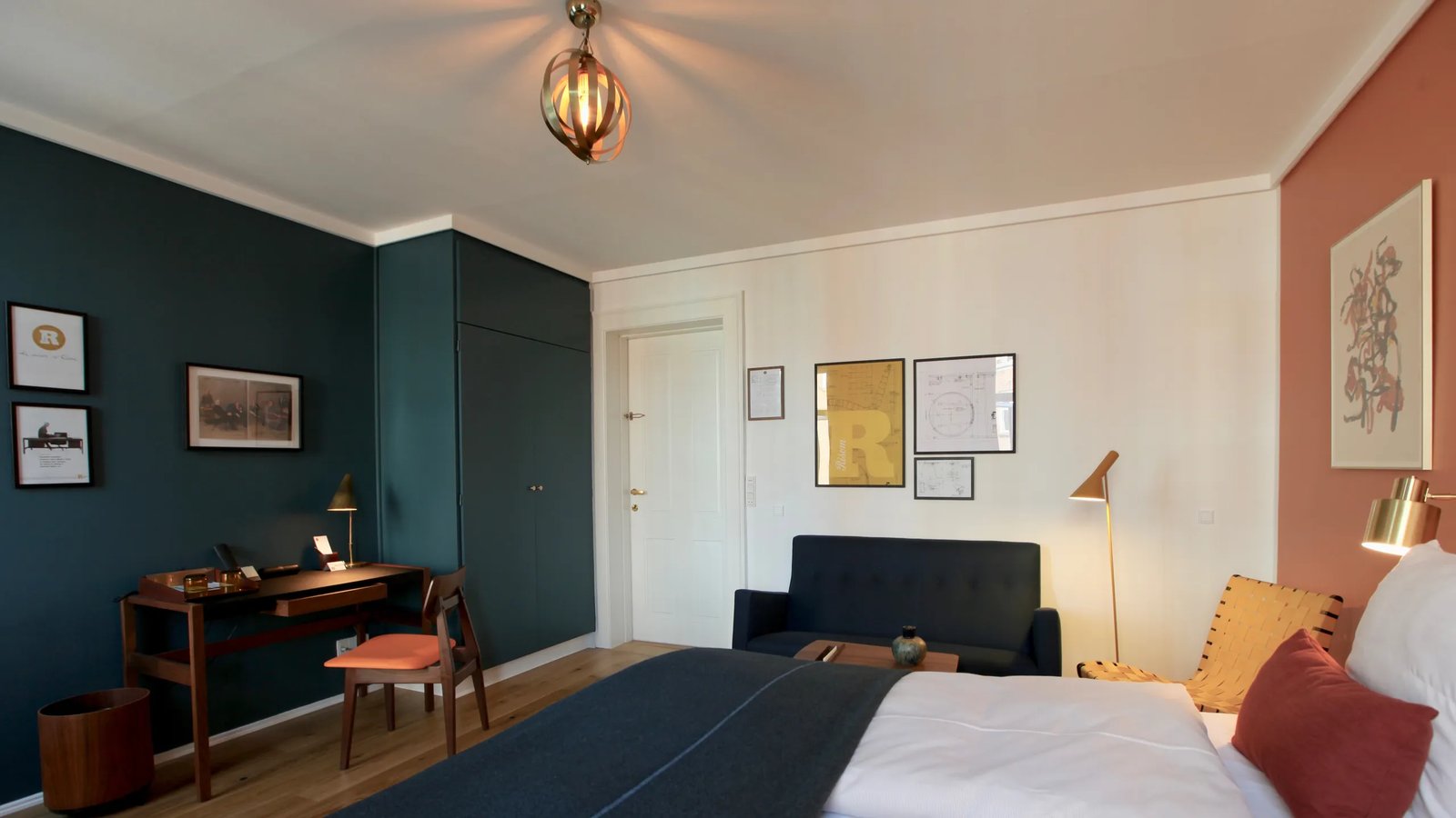 Hotel Alexandra — rooms