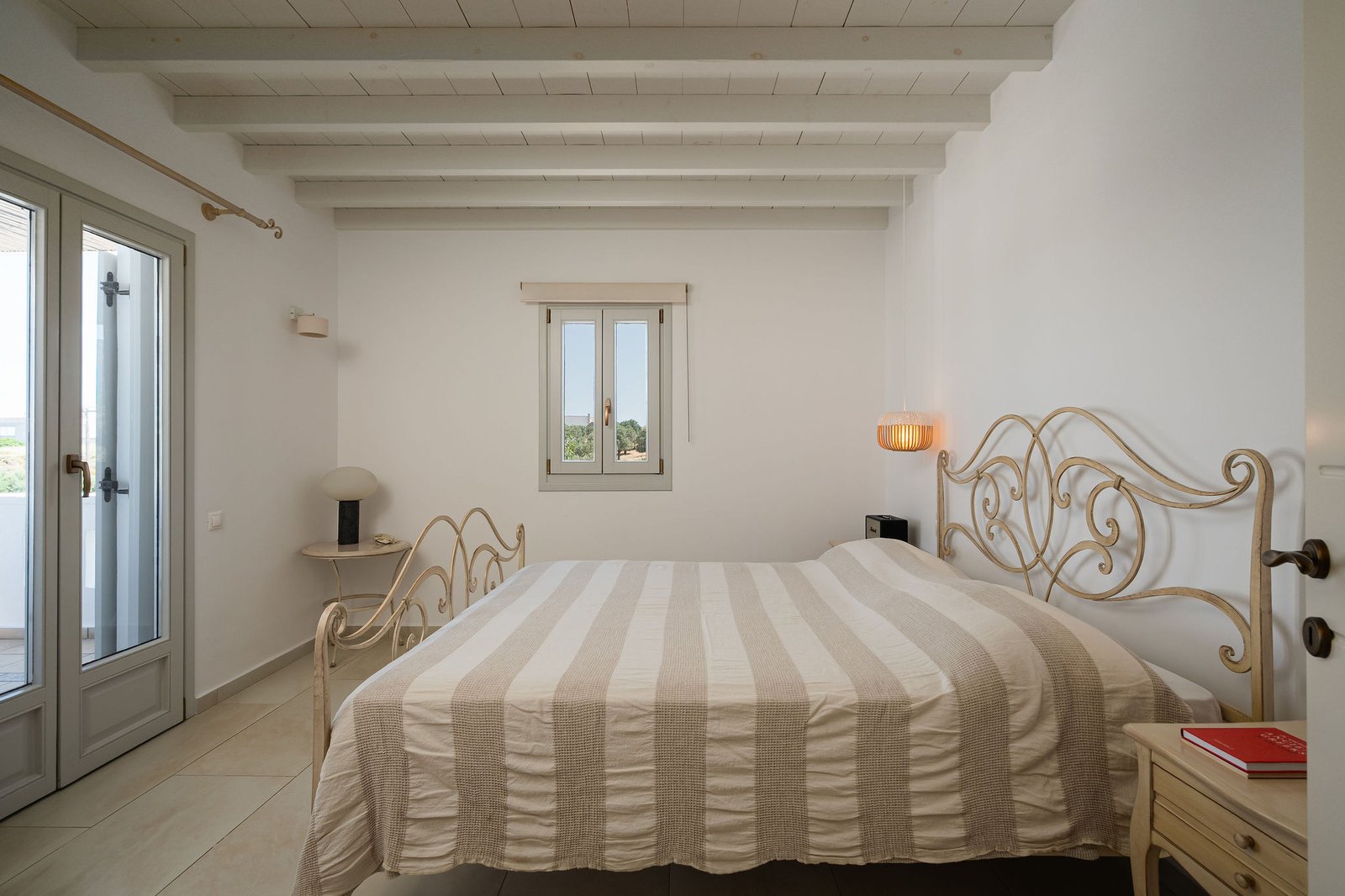 Ostria Inn Hotel