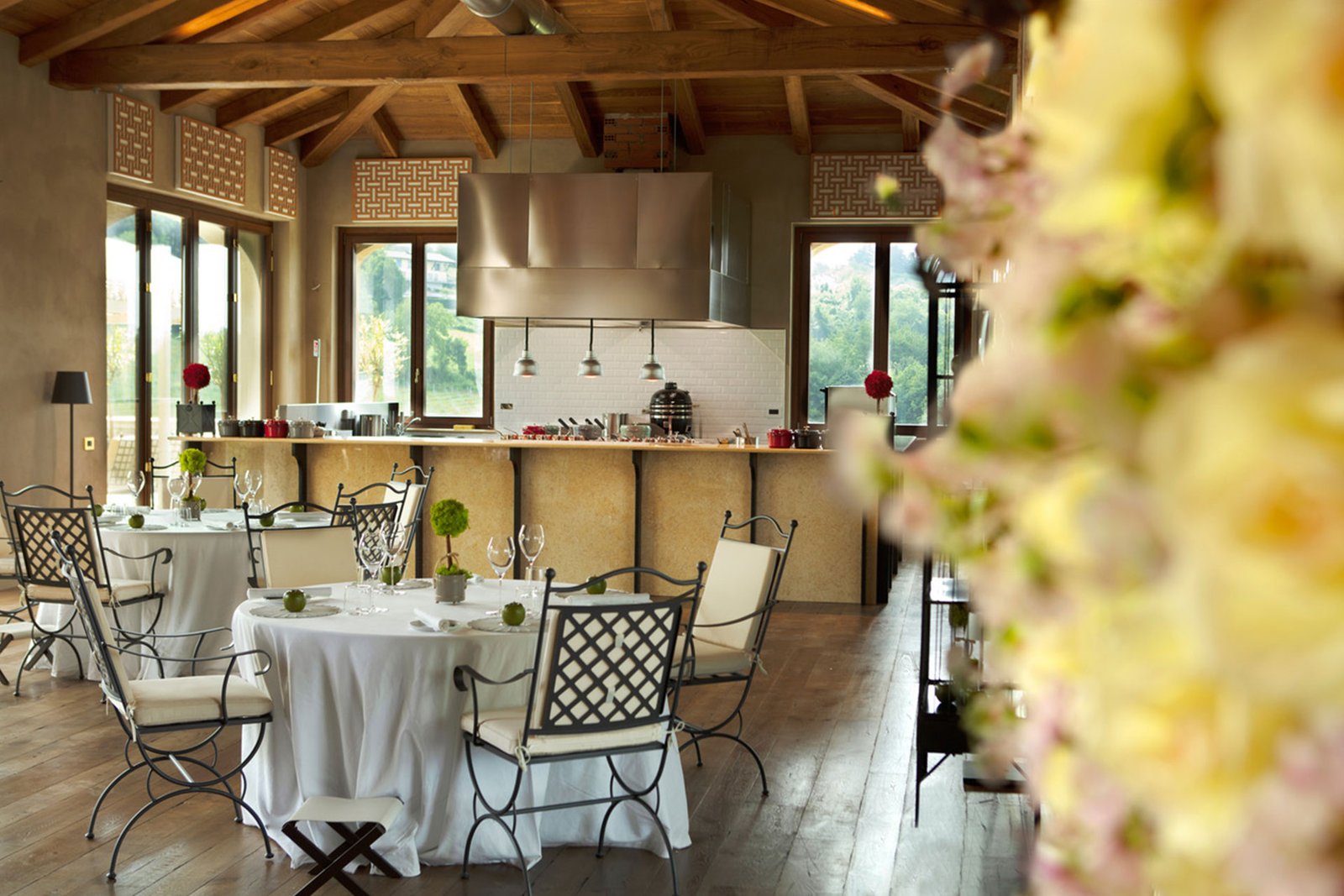 Le Due Matote Relais, at the table