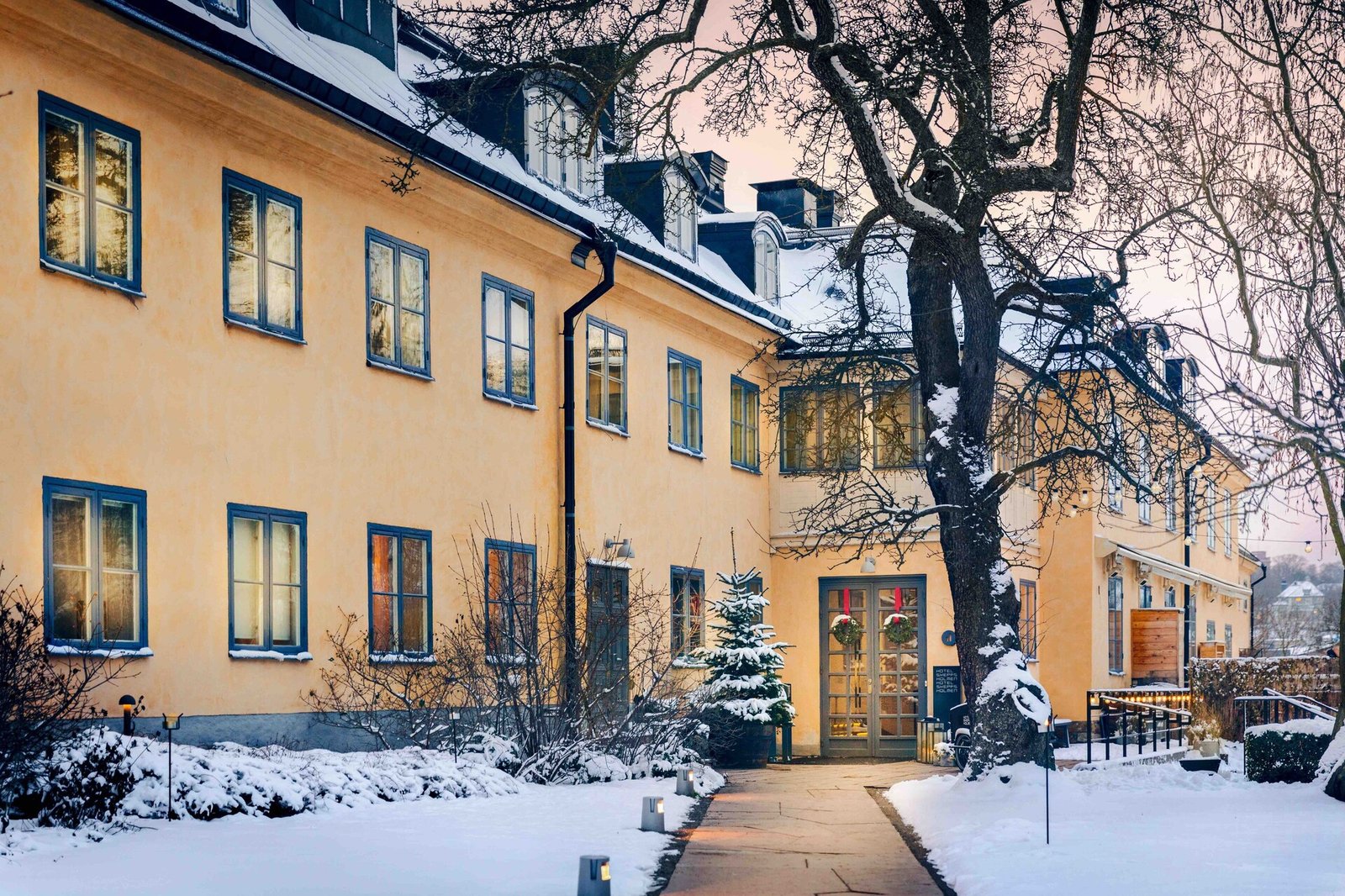 Hotel Skeppsholmen — backstory