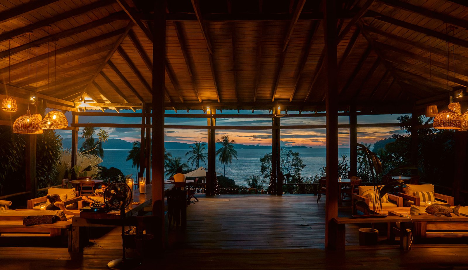 Black Sands Lodge