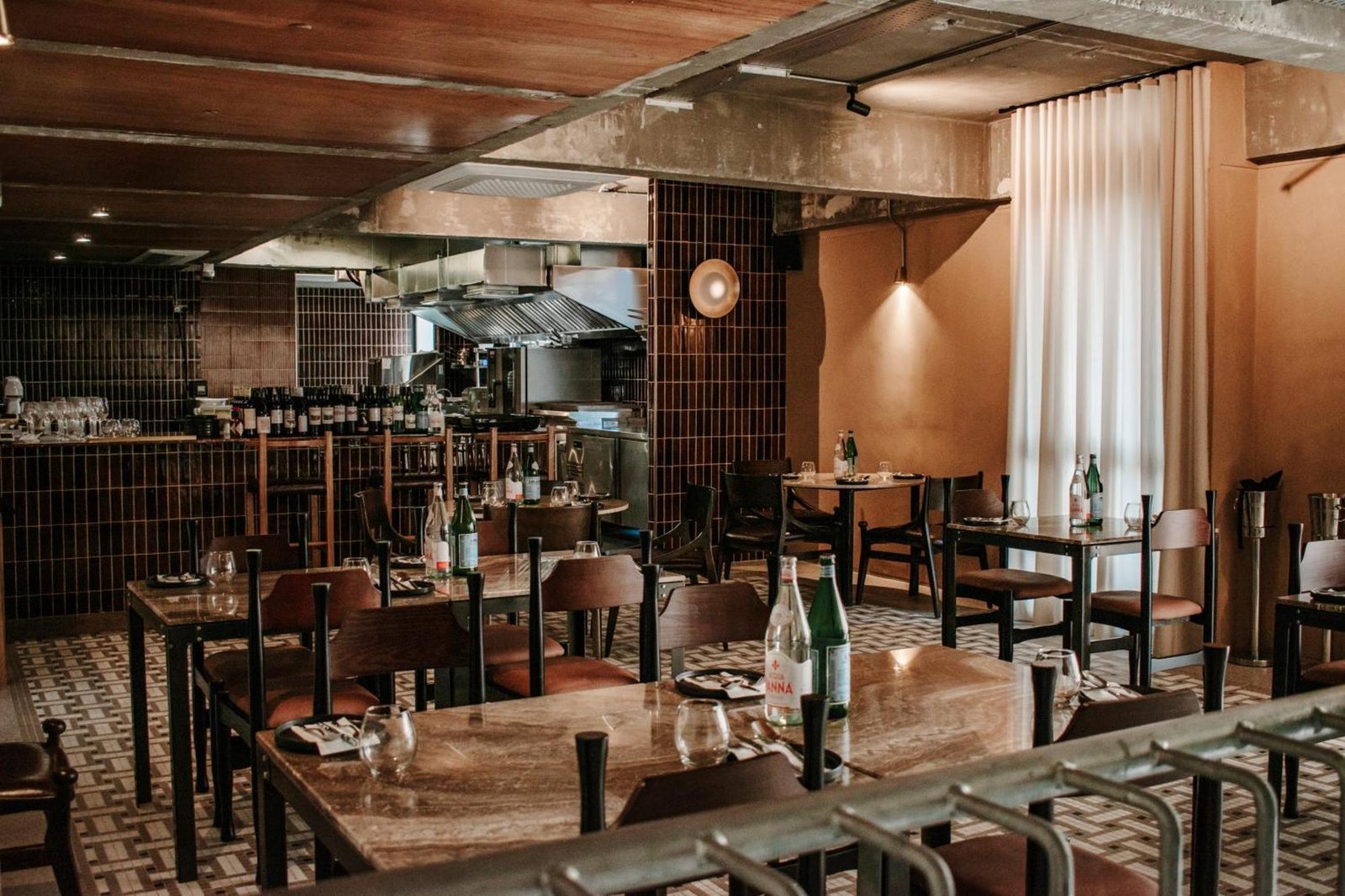 Hotel Mokozoyo, at the table