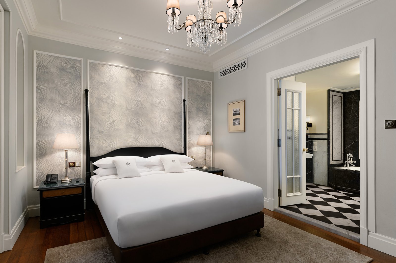 Eastern & Oriental Hotel, rooms