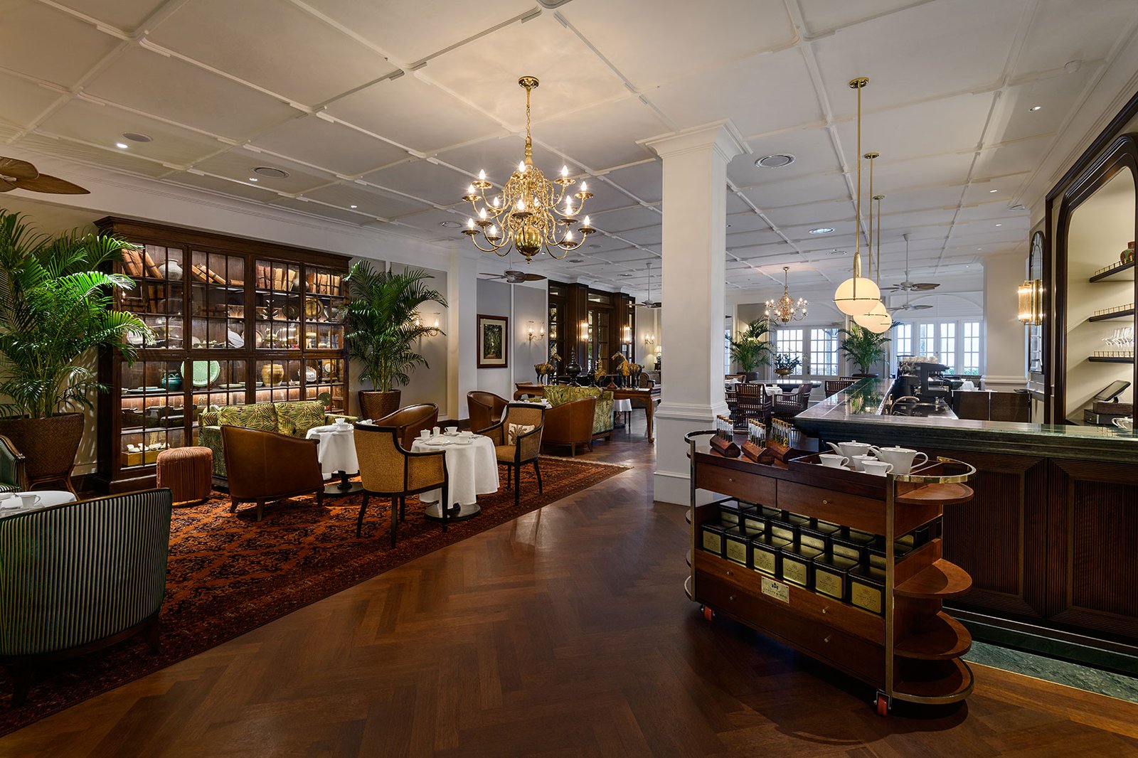 Eastern & Oriental Hotel, at the table