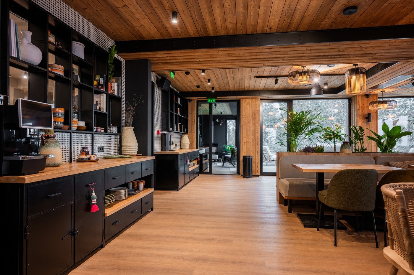 The Pines Bucegi Lodge, restaurant spice