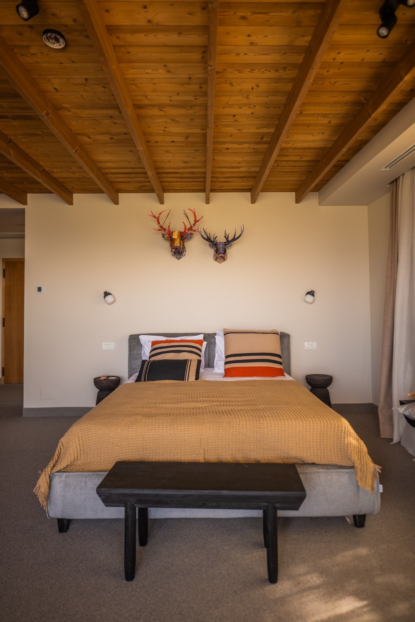 The Pines Bucegi Lodge