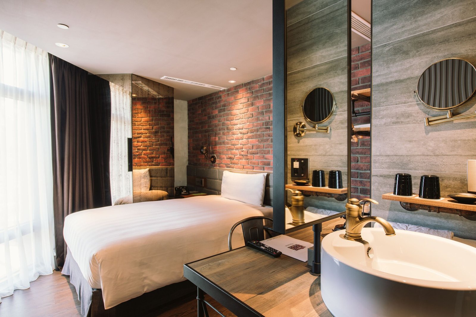 City Suites Kaohsiung Pier 2 Hotel — vibe