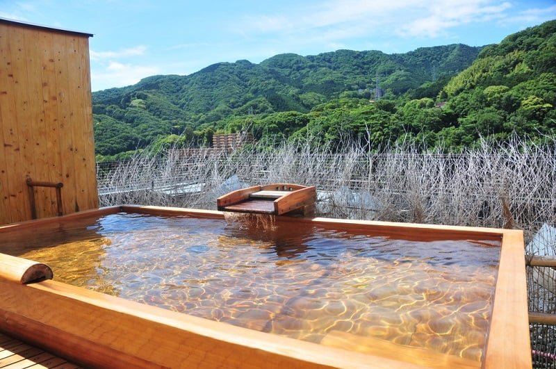 Yugawara Fukiya, the spa