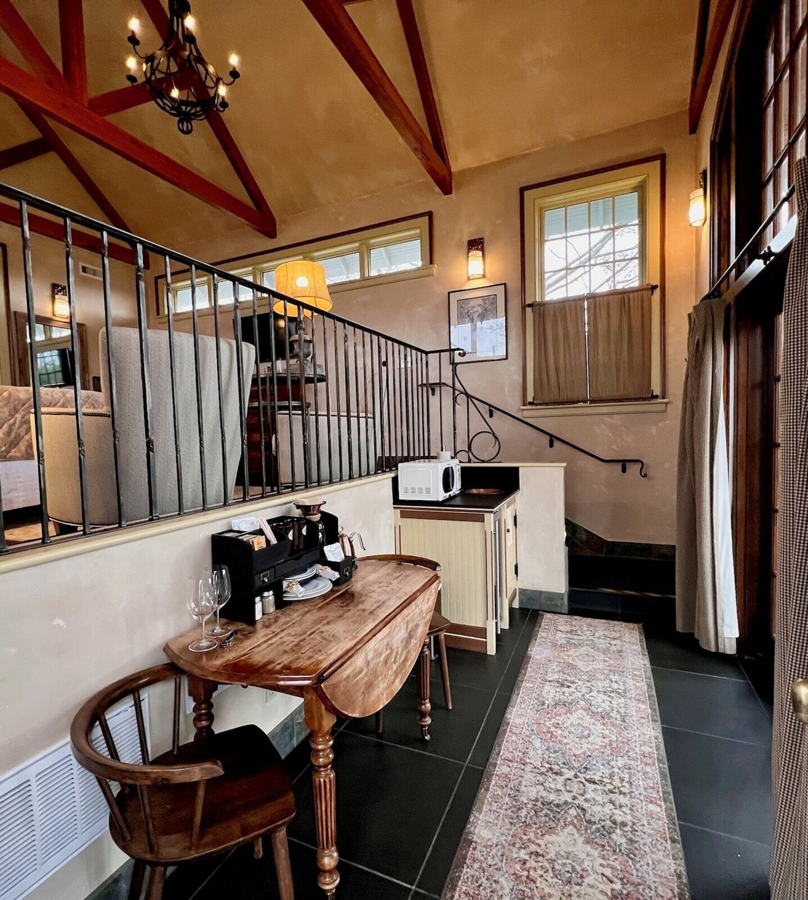 Inn at Abeja