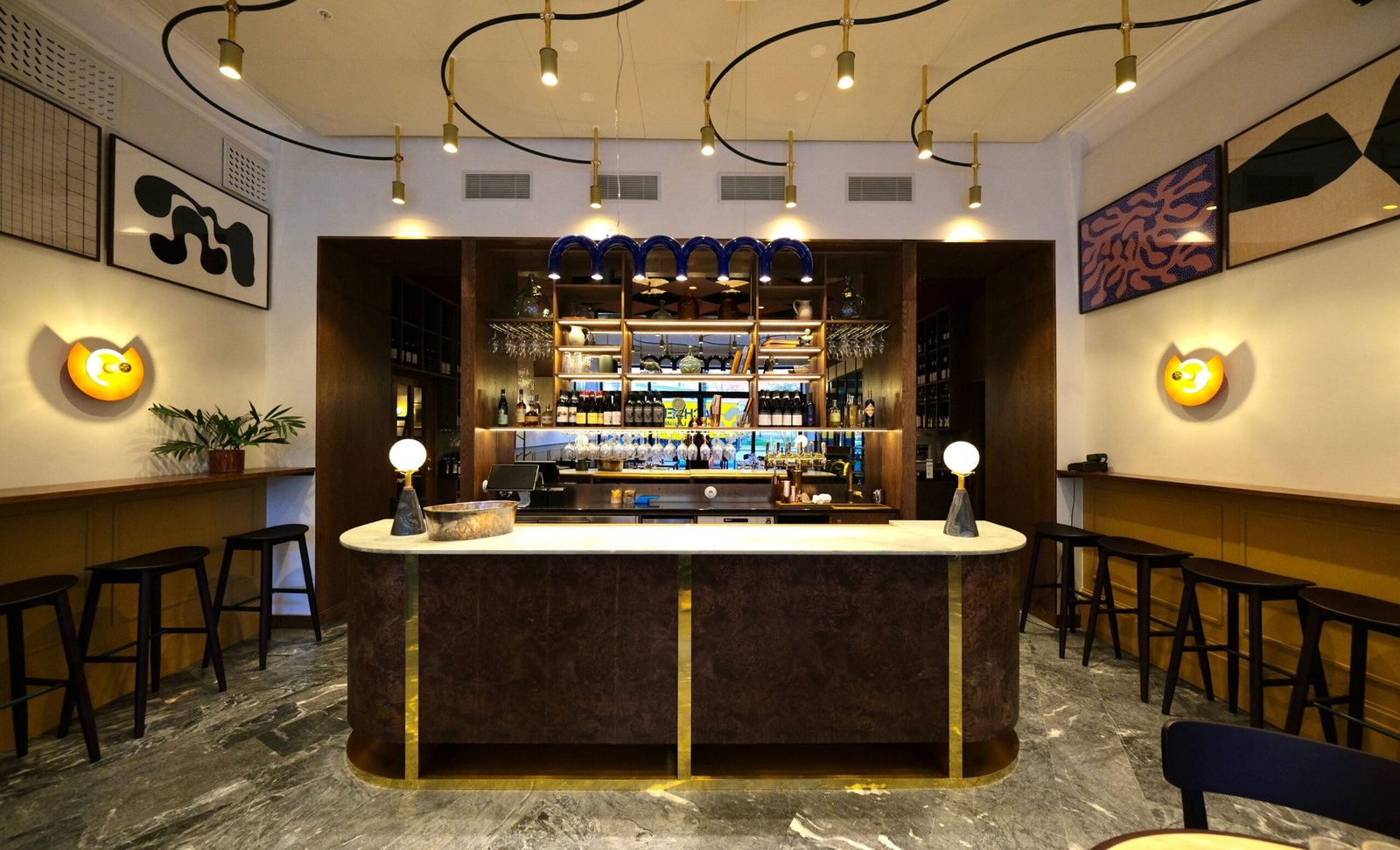 Elite Palace Hotel — eat & drink