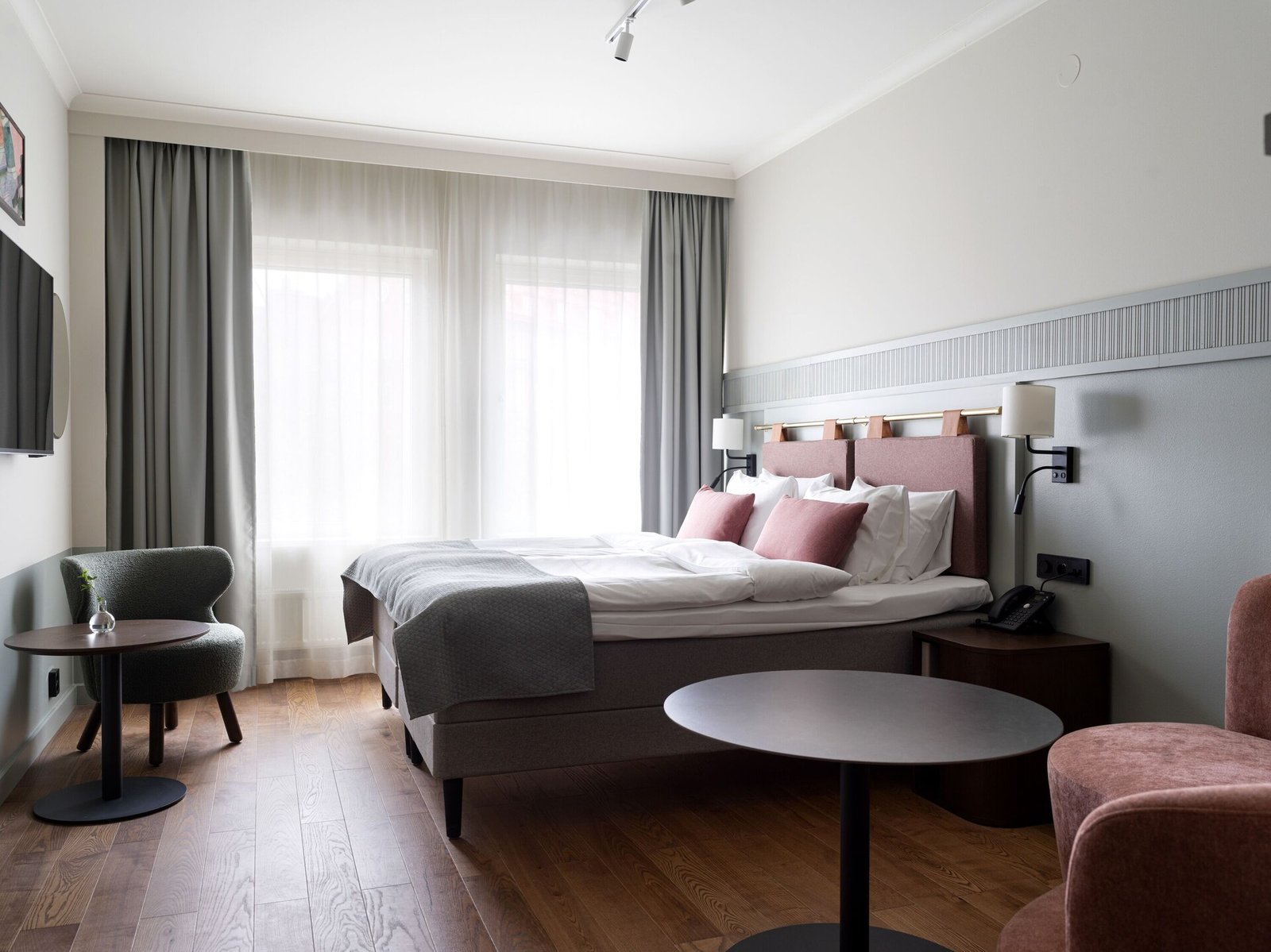 Elite Palace Hotel — rooms