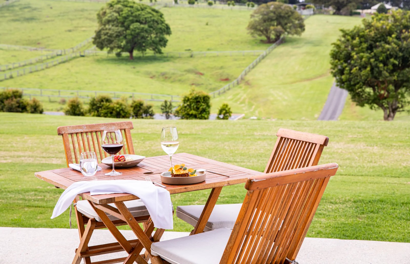 Beechmont Estate, the paddock restaurant