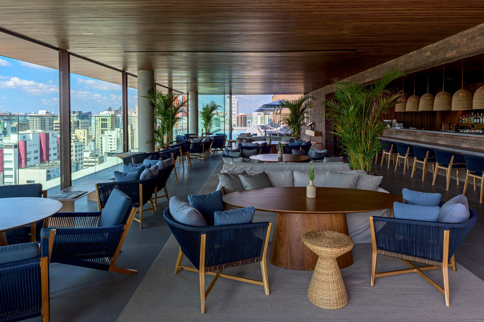 Hotel Fasano São Paulo Itaim, at the table
