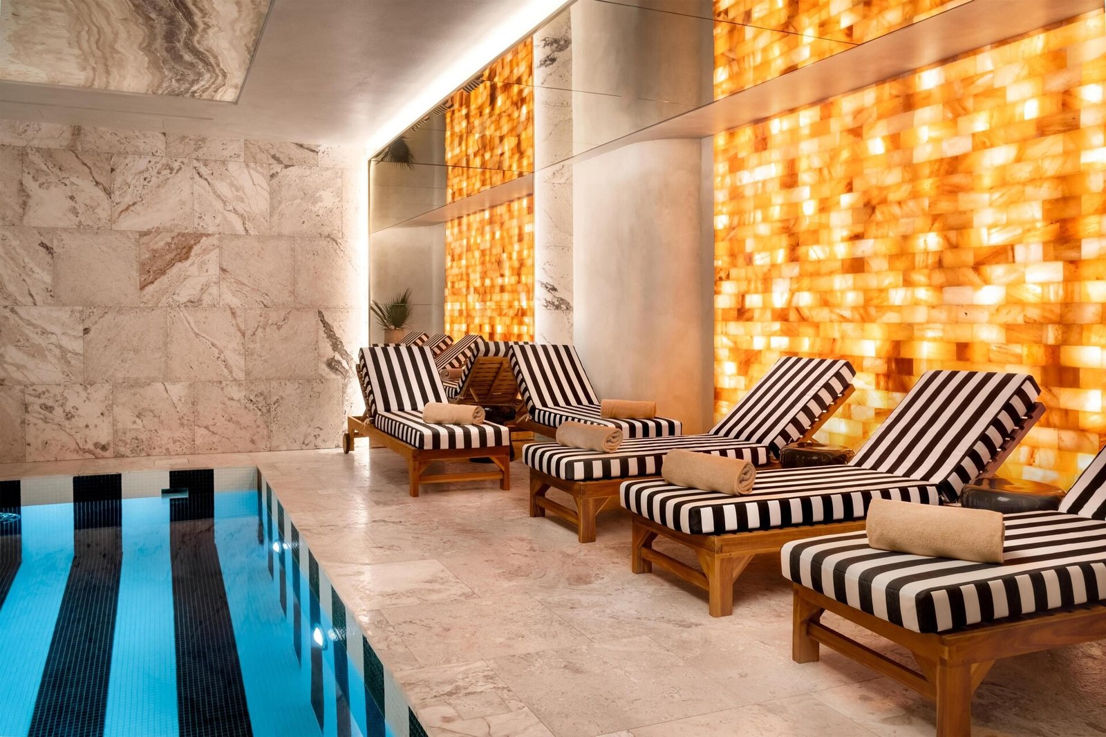 Radisson Collection Astorija Hotel, Vilnius, the pool