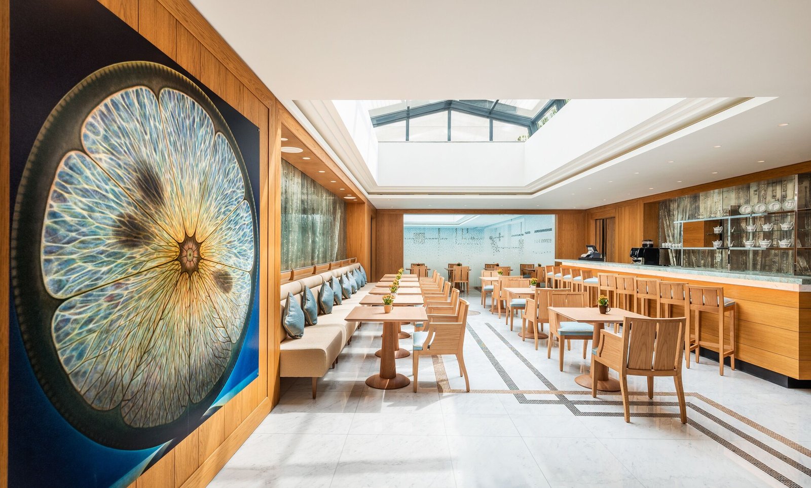 Dinamo Hotel Baku, greenfield restaurant