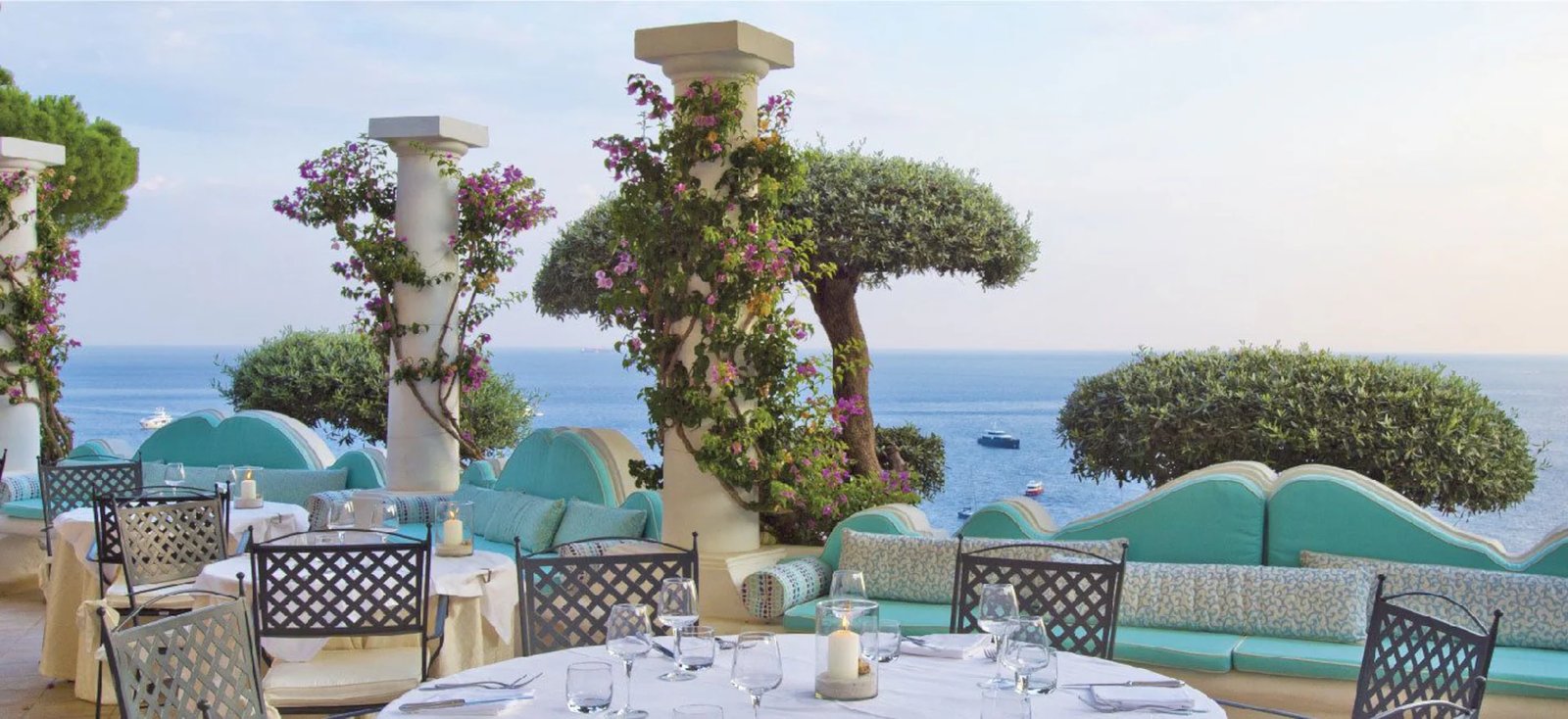 Hotel Marincanto, at the table