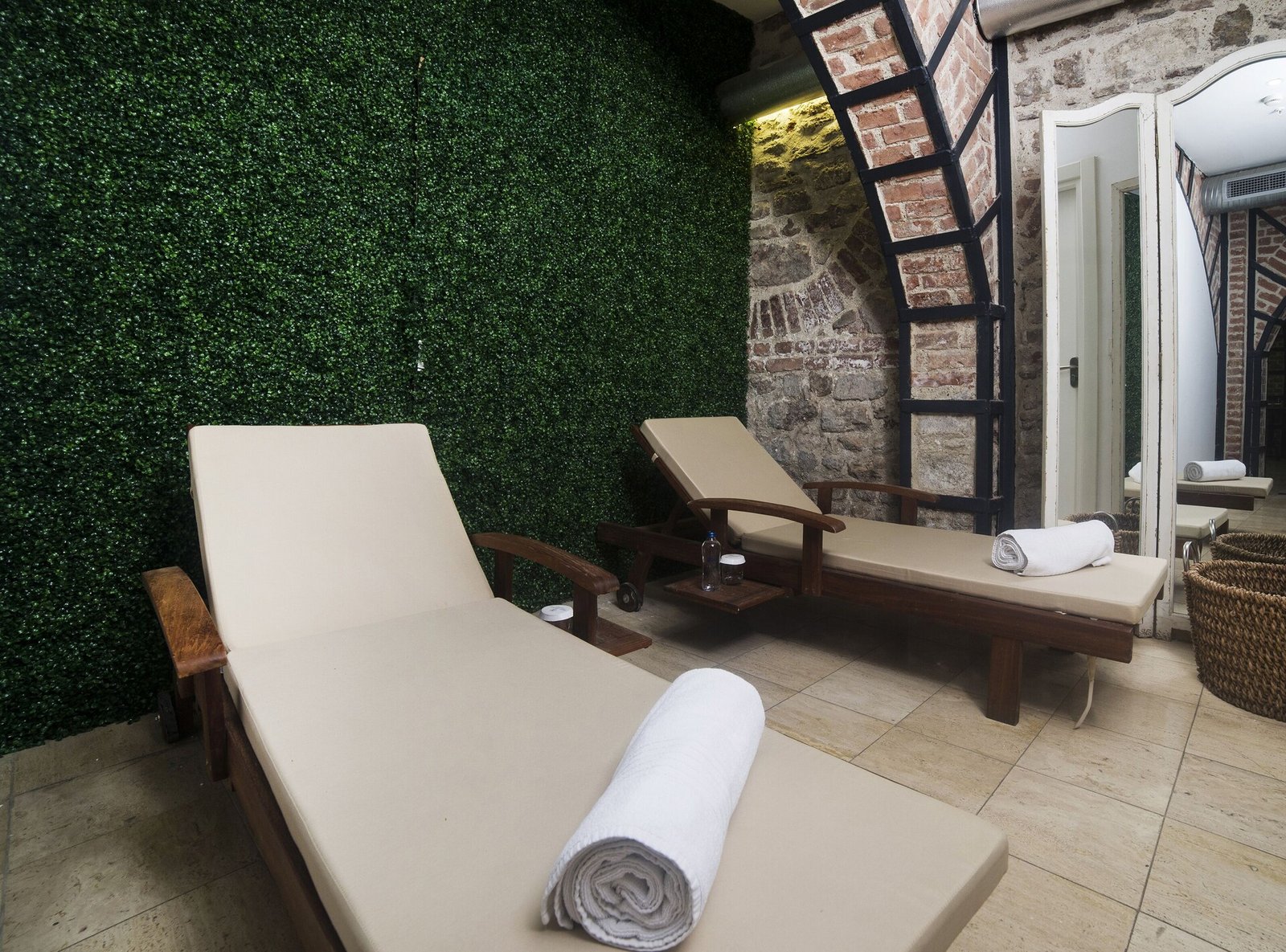 Régie Ottoman, Istanbul, the spa