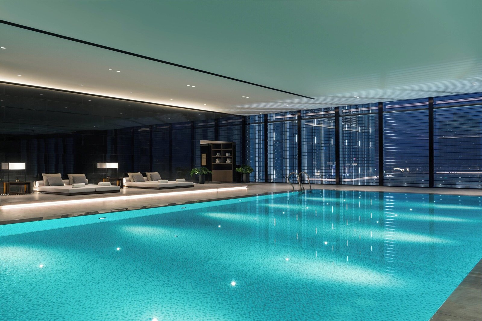 Niccolo Changsha, the pool