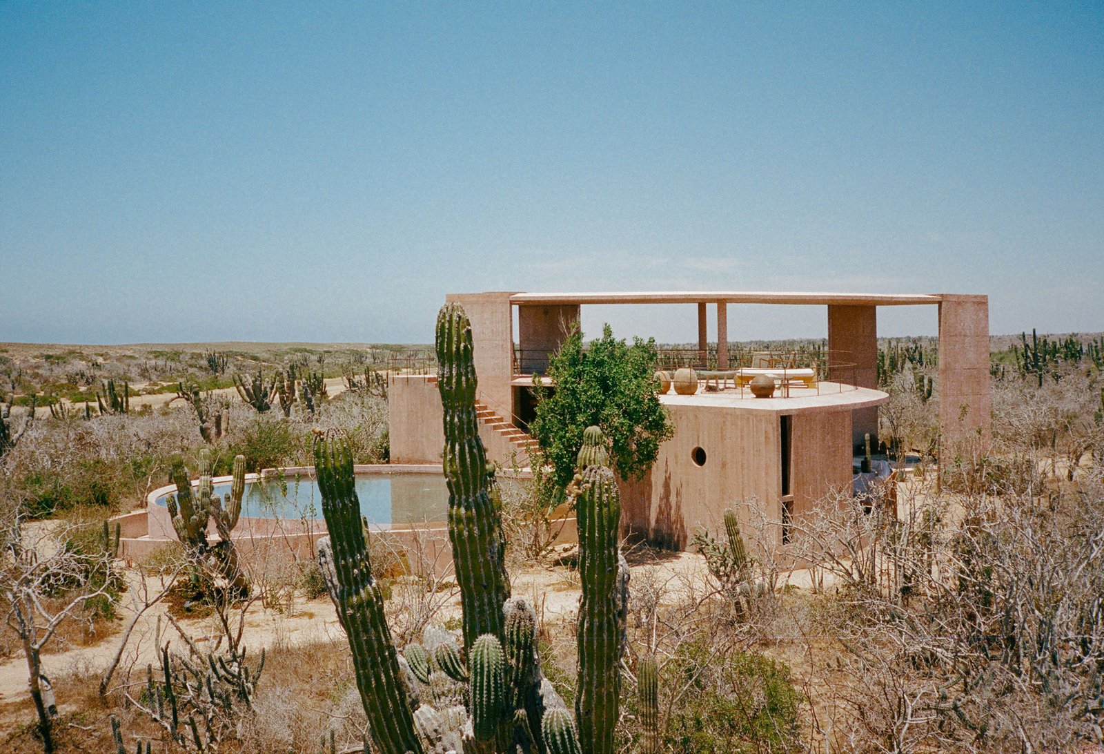 Nereidas, the pool