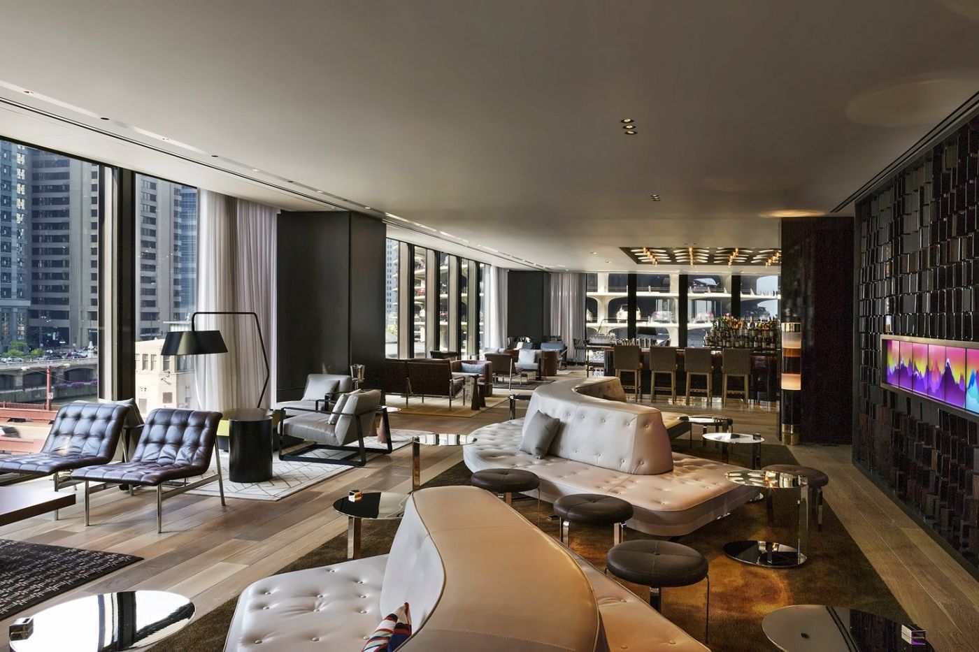 The Langham Chicago, travelle restaurant & lounge