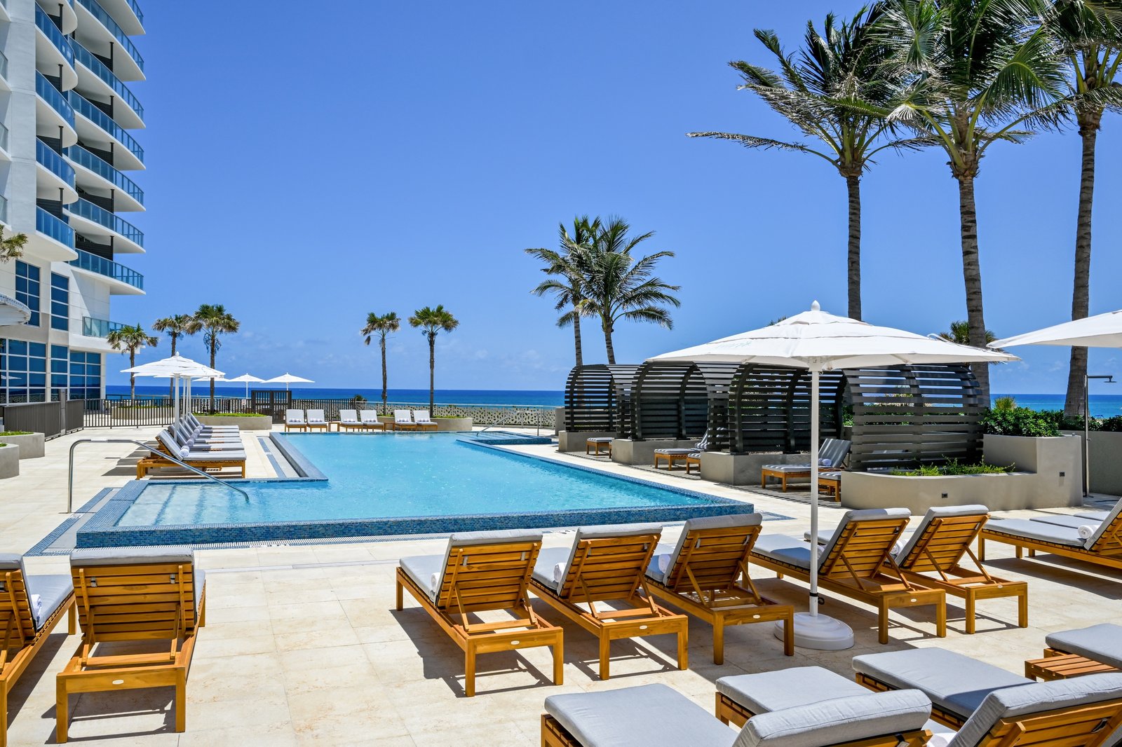 Amrit Ocean Resort, the pool