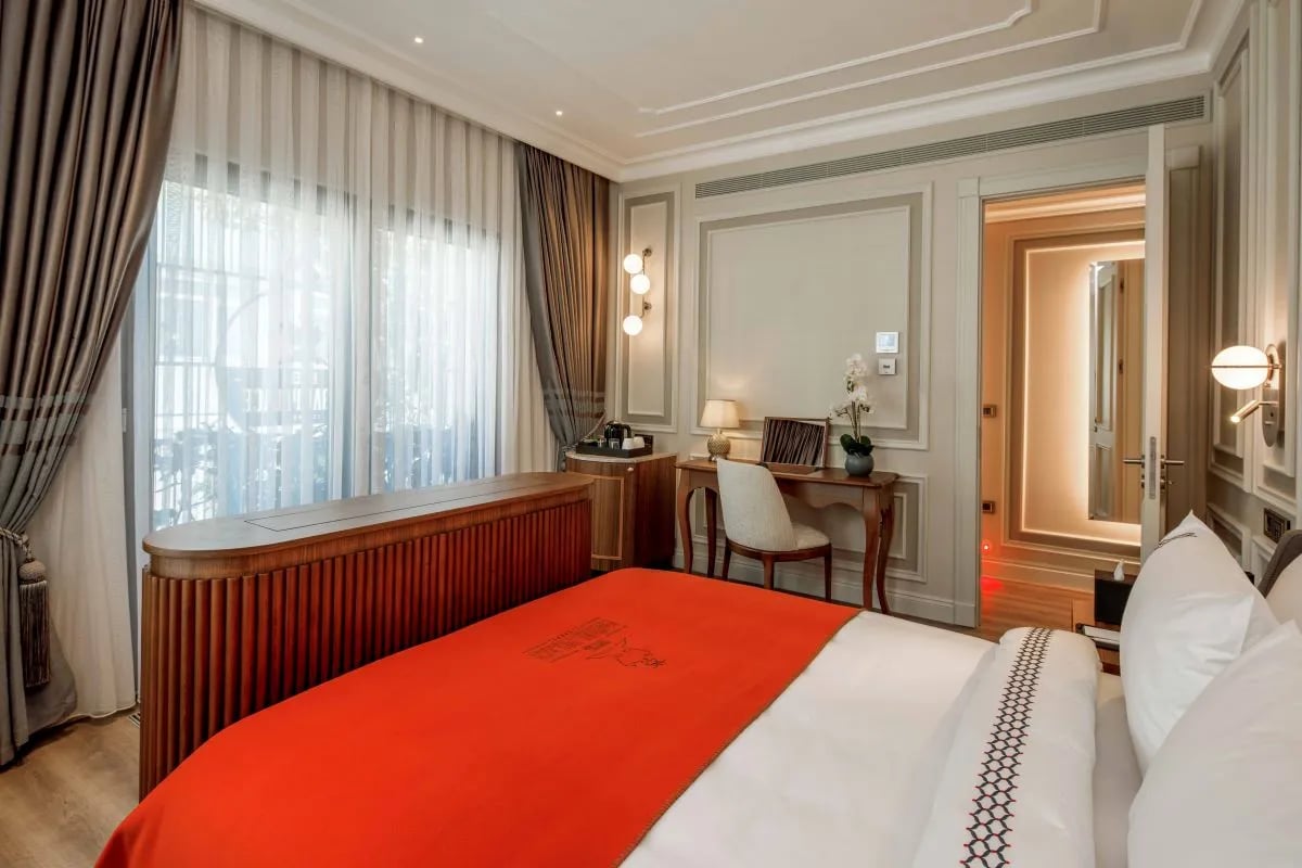 Amiral Palace Boutique Hotel