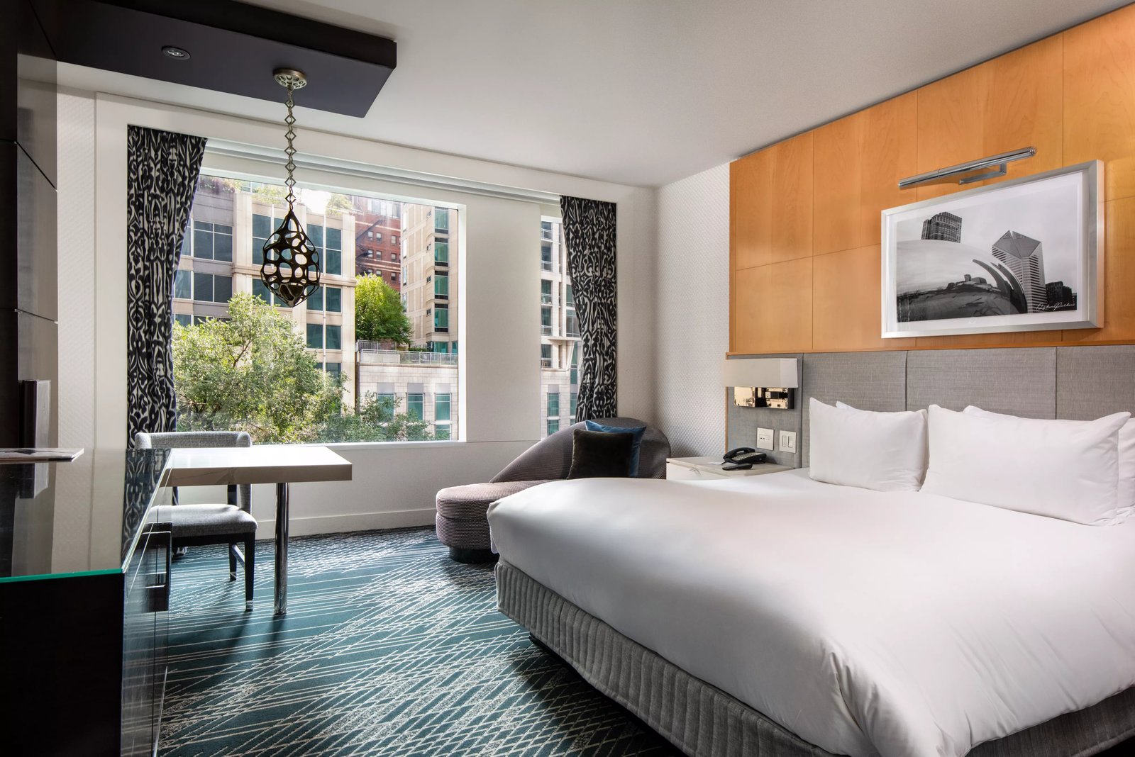 Sofitel Chicago Magnificent Mile — rooms