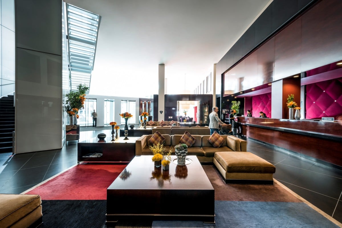 Sofitel Chicago Magnificent Mile — vibe