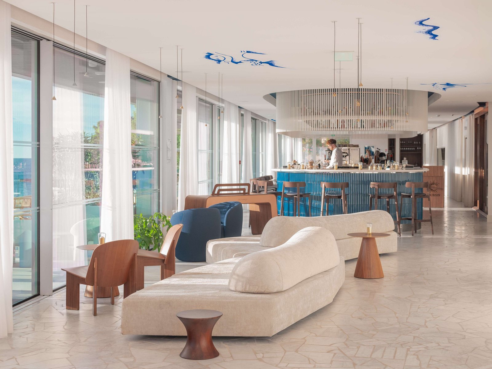 Hotel BLEU