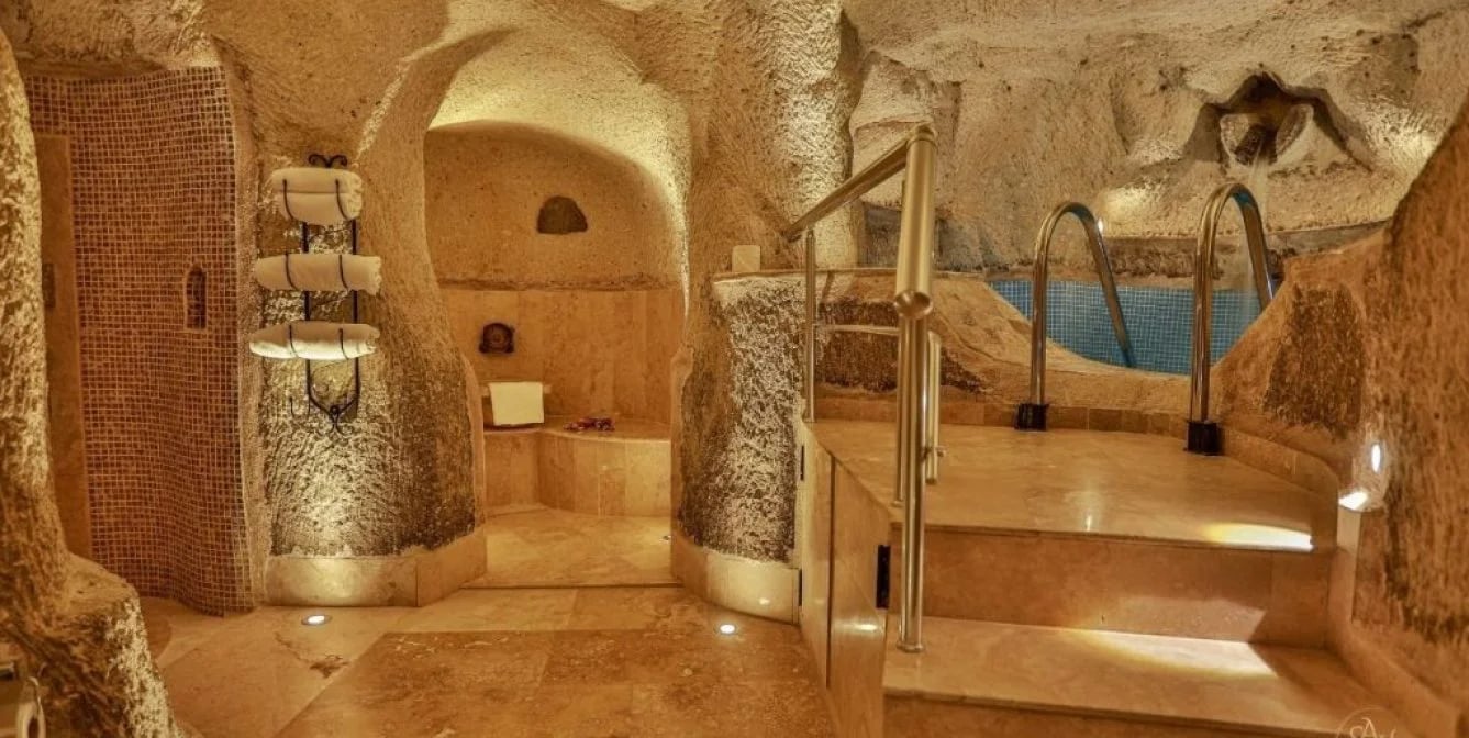 Şah Saray Cave Suites, the pool