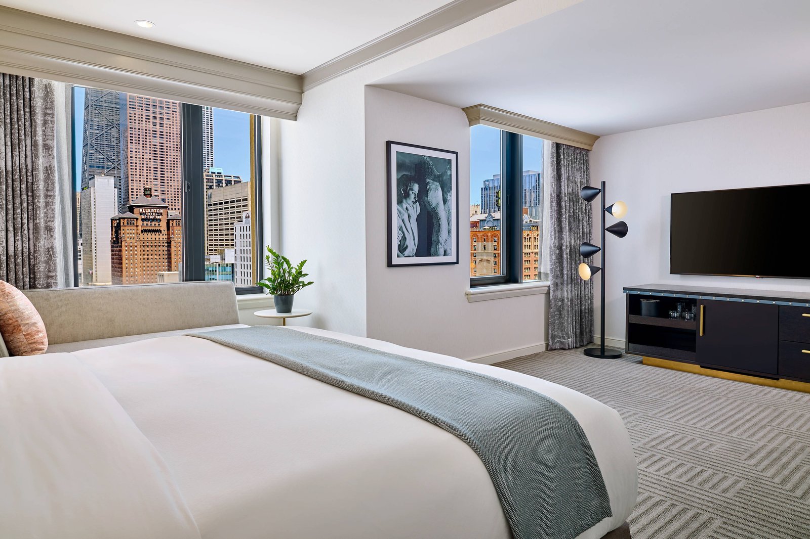 The Gwen Luxury Collection Hotel — rooms