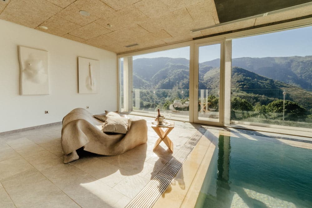 Arantza Hotela, the pool