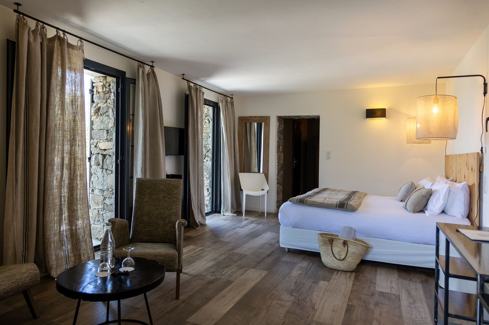 Hôtel Case Latine, rooms