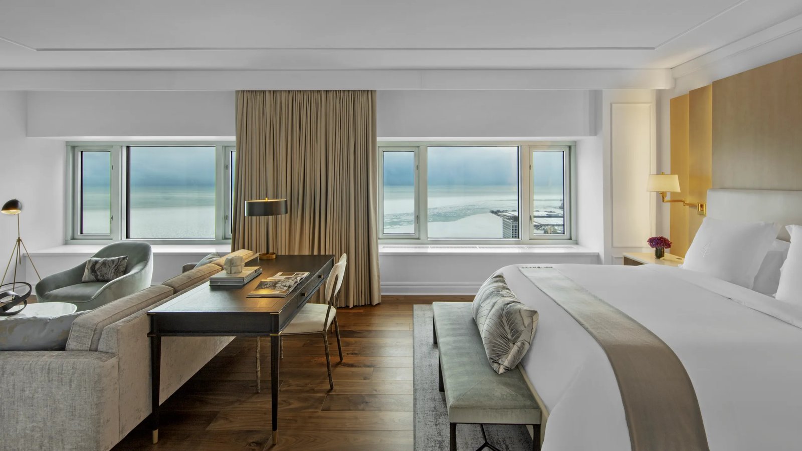 Four Seasons Hotel Chicago — rooms