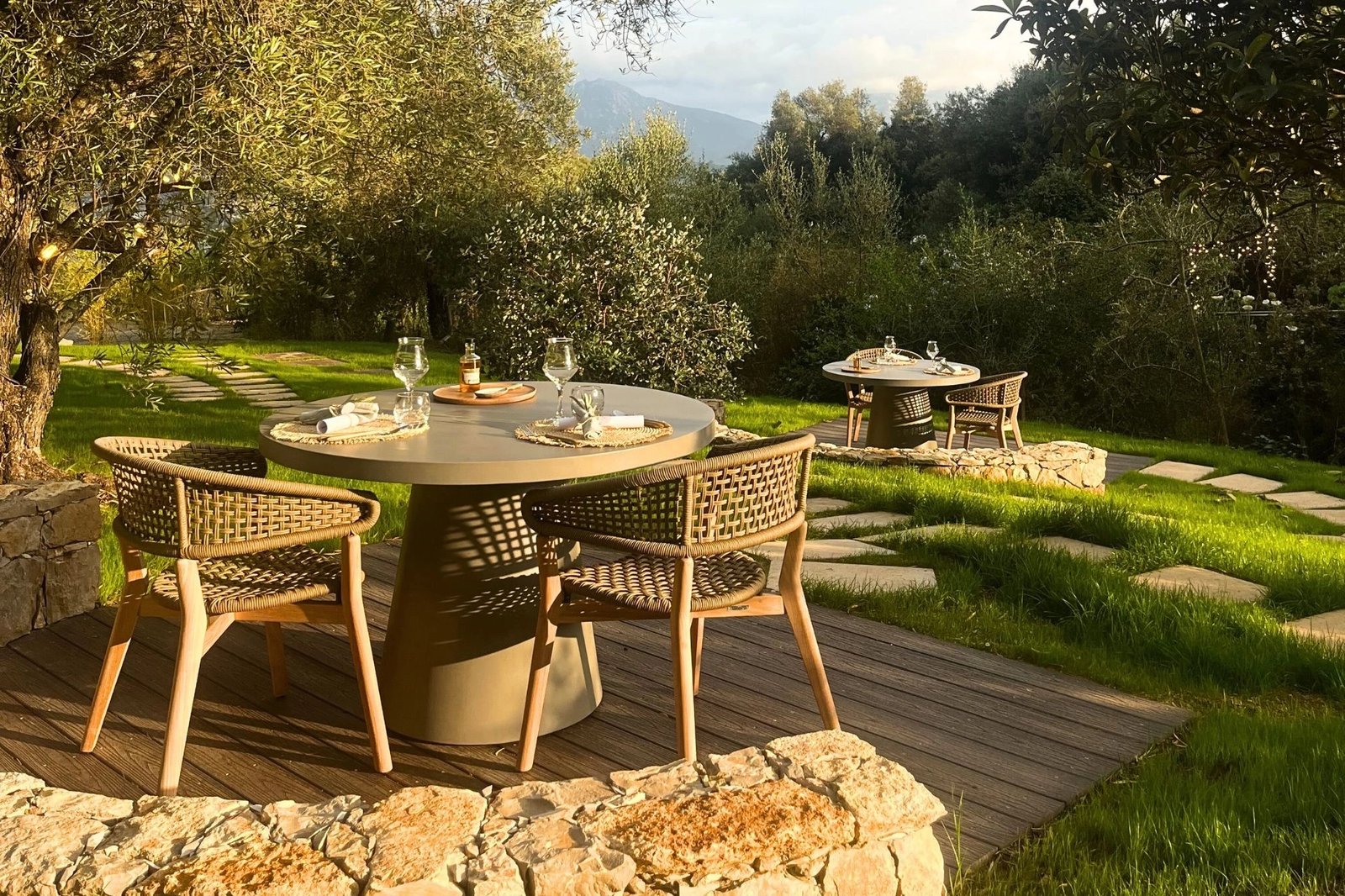 L'Hostellerie du Moulin, la table du moulin