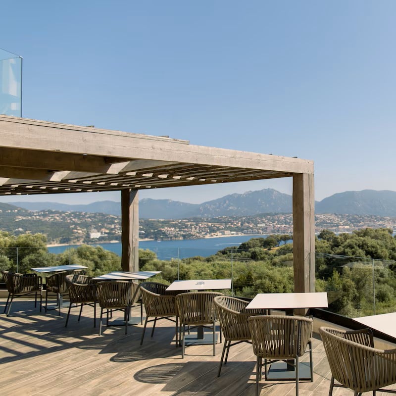 L'Hostellerie du Moulin, la table du moulin