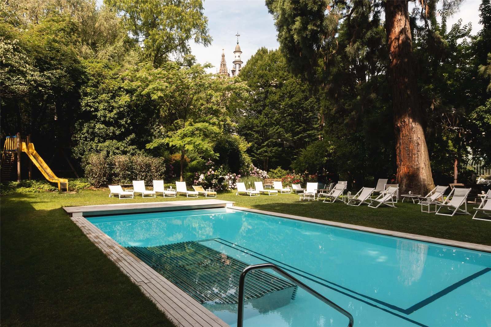 Parkhotel Laurin, the pool