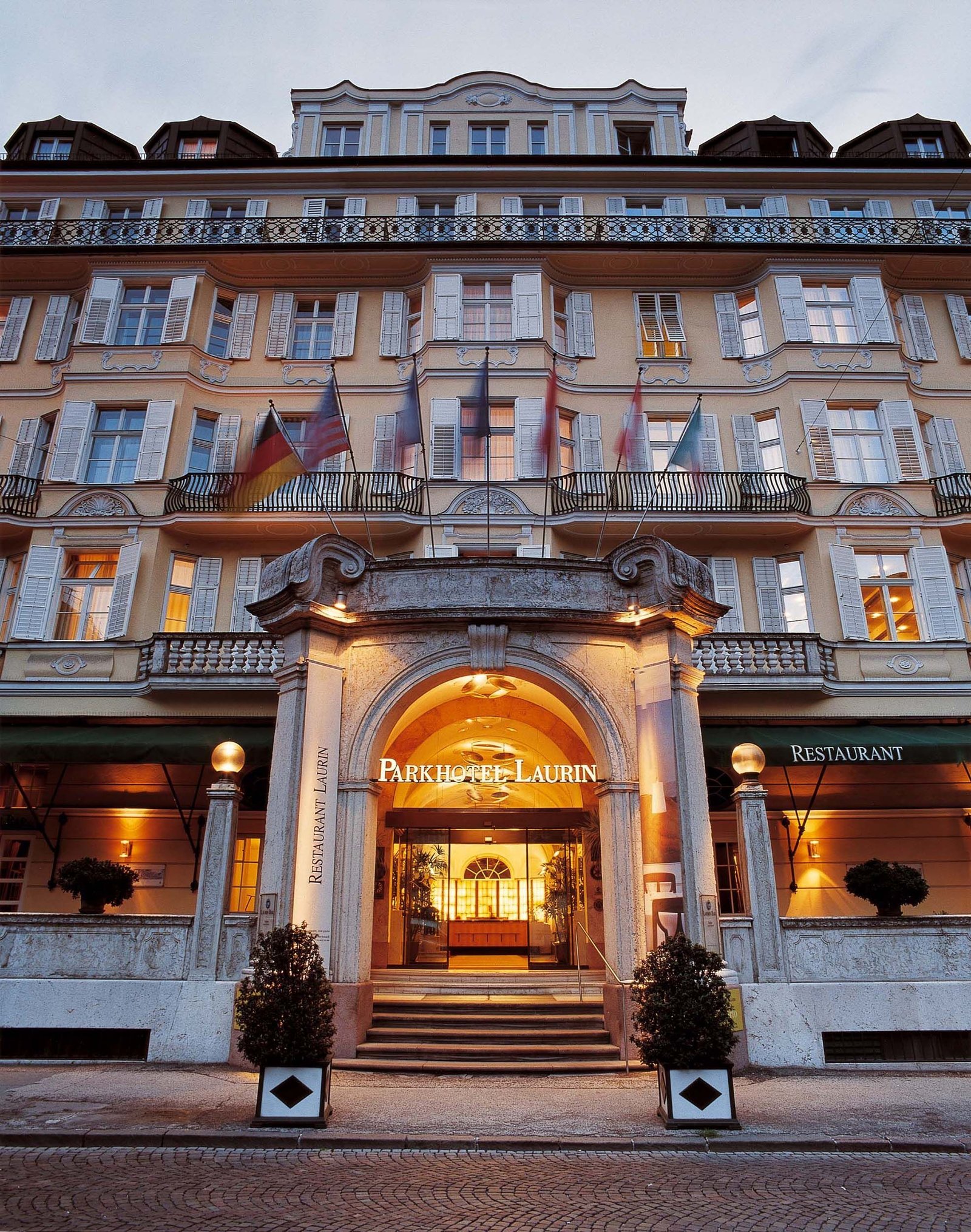 Parkhotel Laurin, how it began