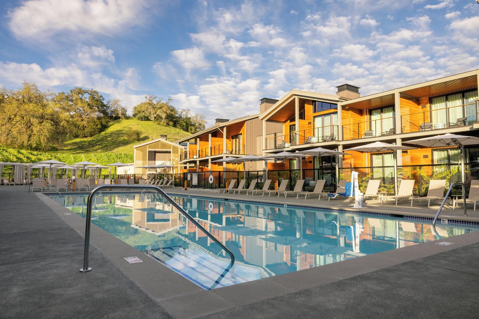 Appellation Healdsburg, the pool