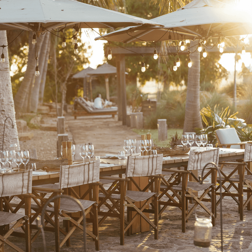 Bullo River Station, at the table