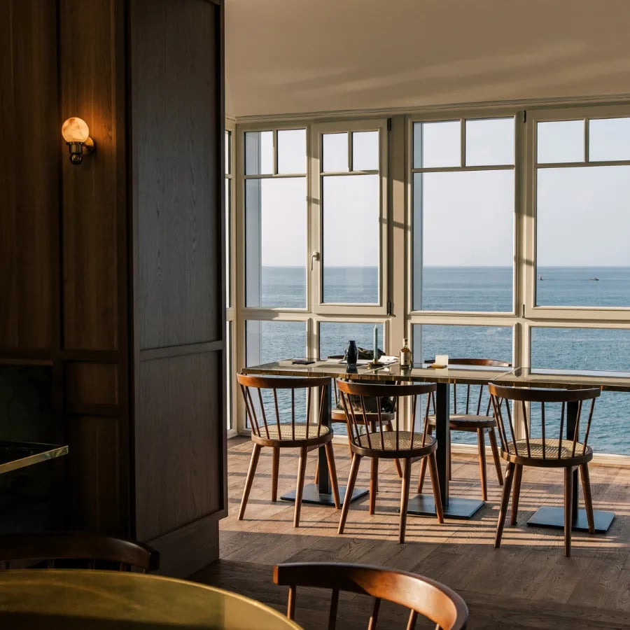 Les Bassans, restaurant les bassans