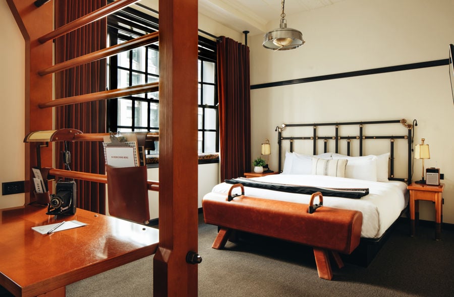 Chicago Athletic Association — rooms