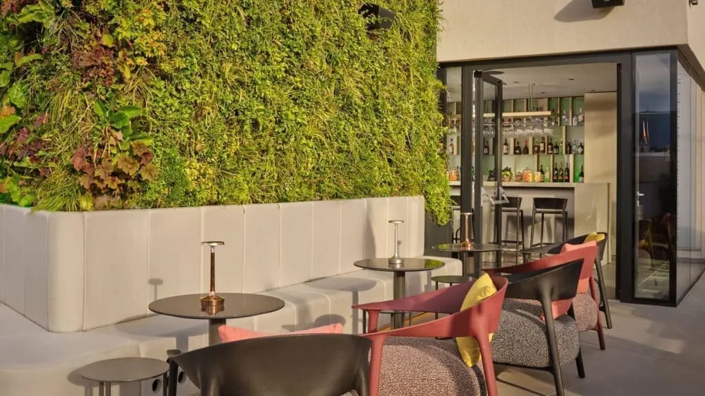 art'otel Zagreb, art'otel rooftop bar