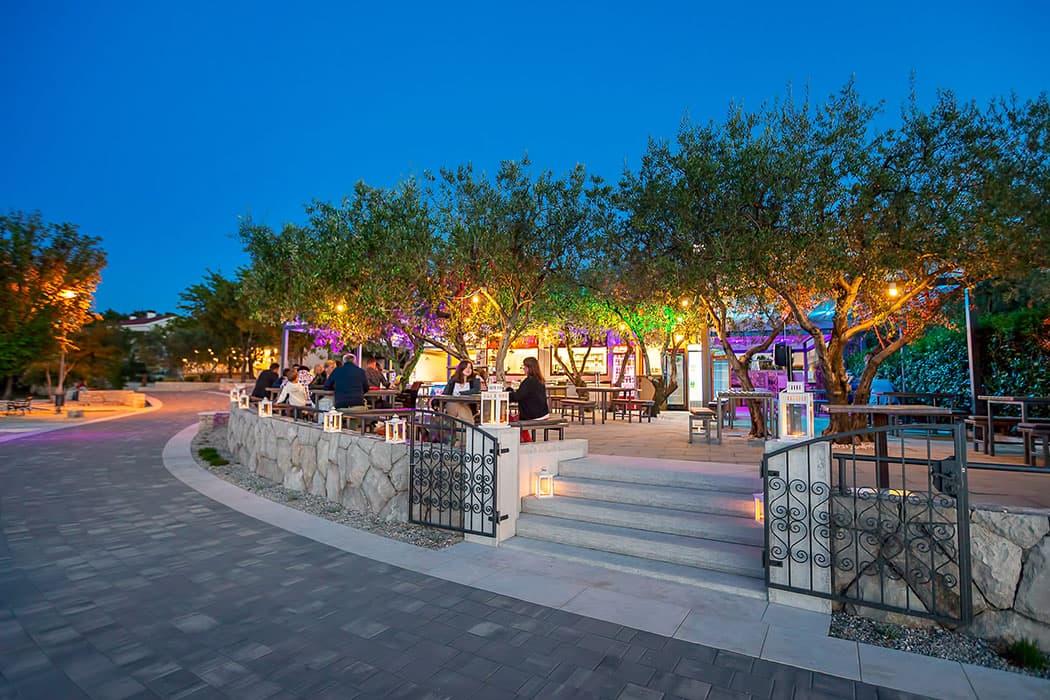 Hotel Vila Rova, rova bistro & beach bar