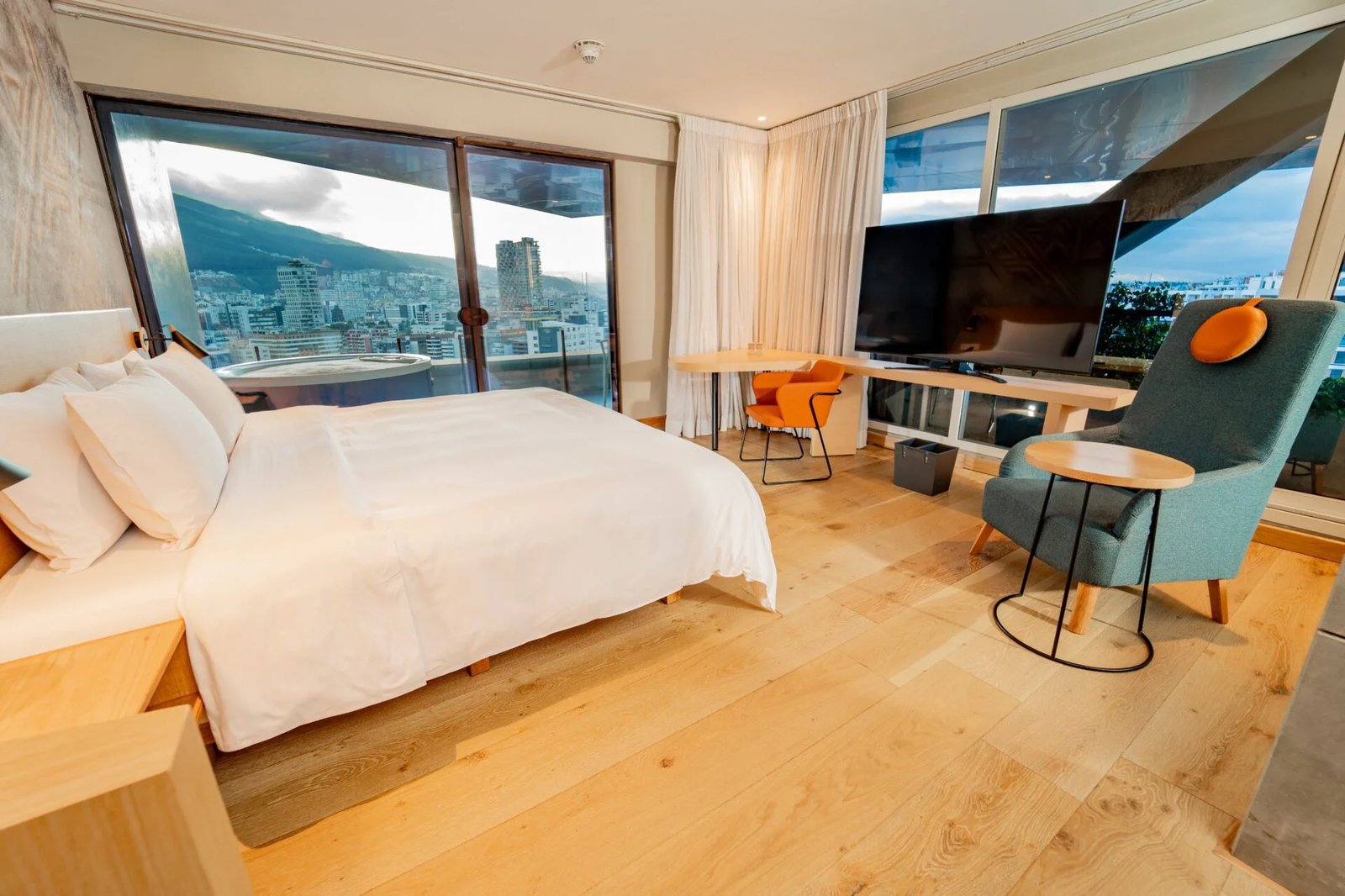 GO Quito Hotel, rooms