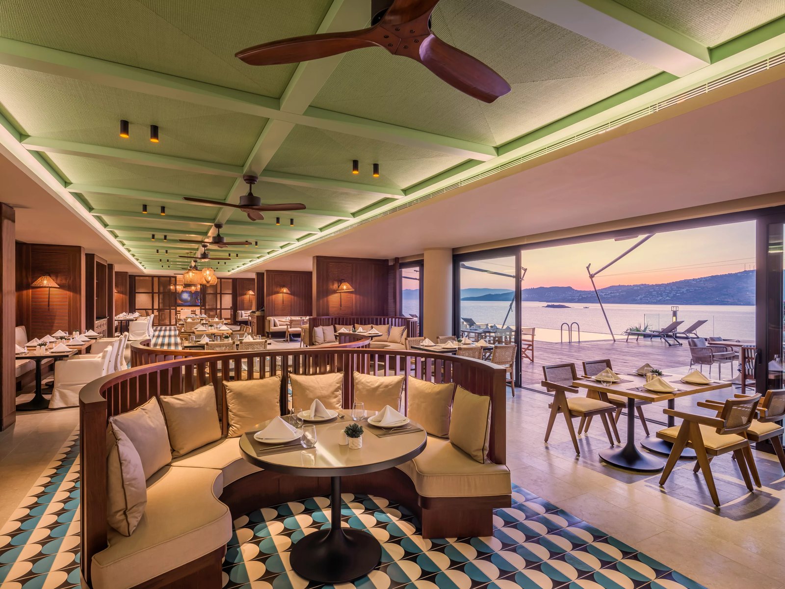 MGallery The Bodrum Hotel Yalıkavak, at the table