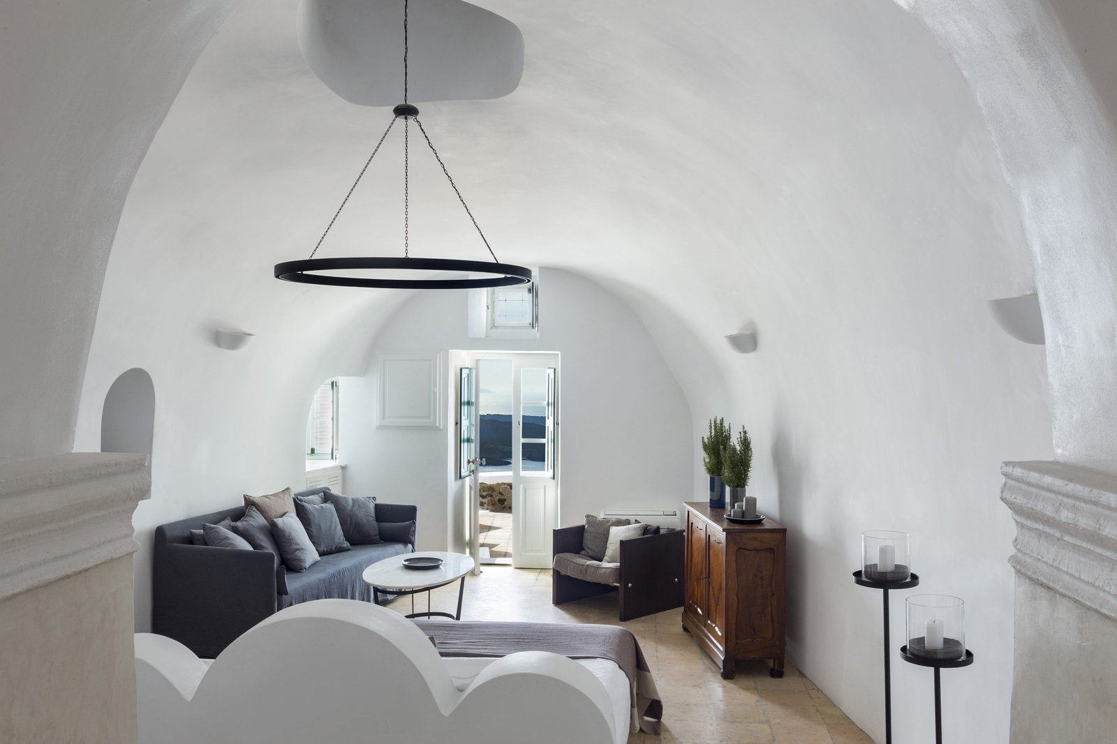 The Vasilicos, rooms