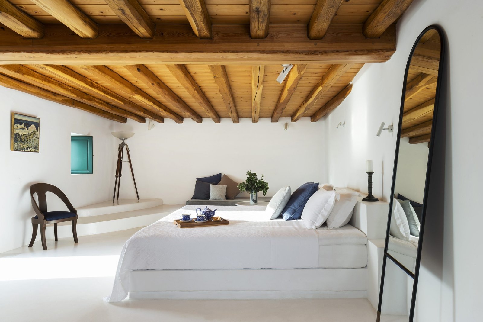 The Vasilicos, rooms