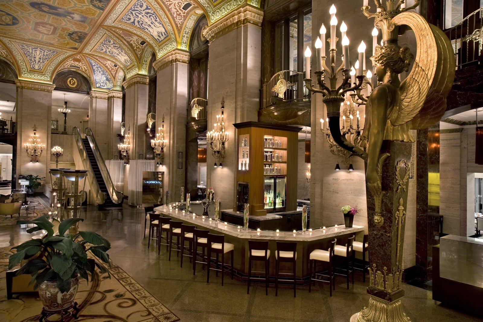 Palmer House Hilton — eat & drink