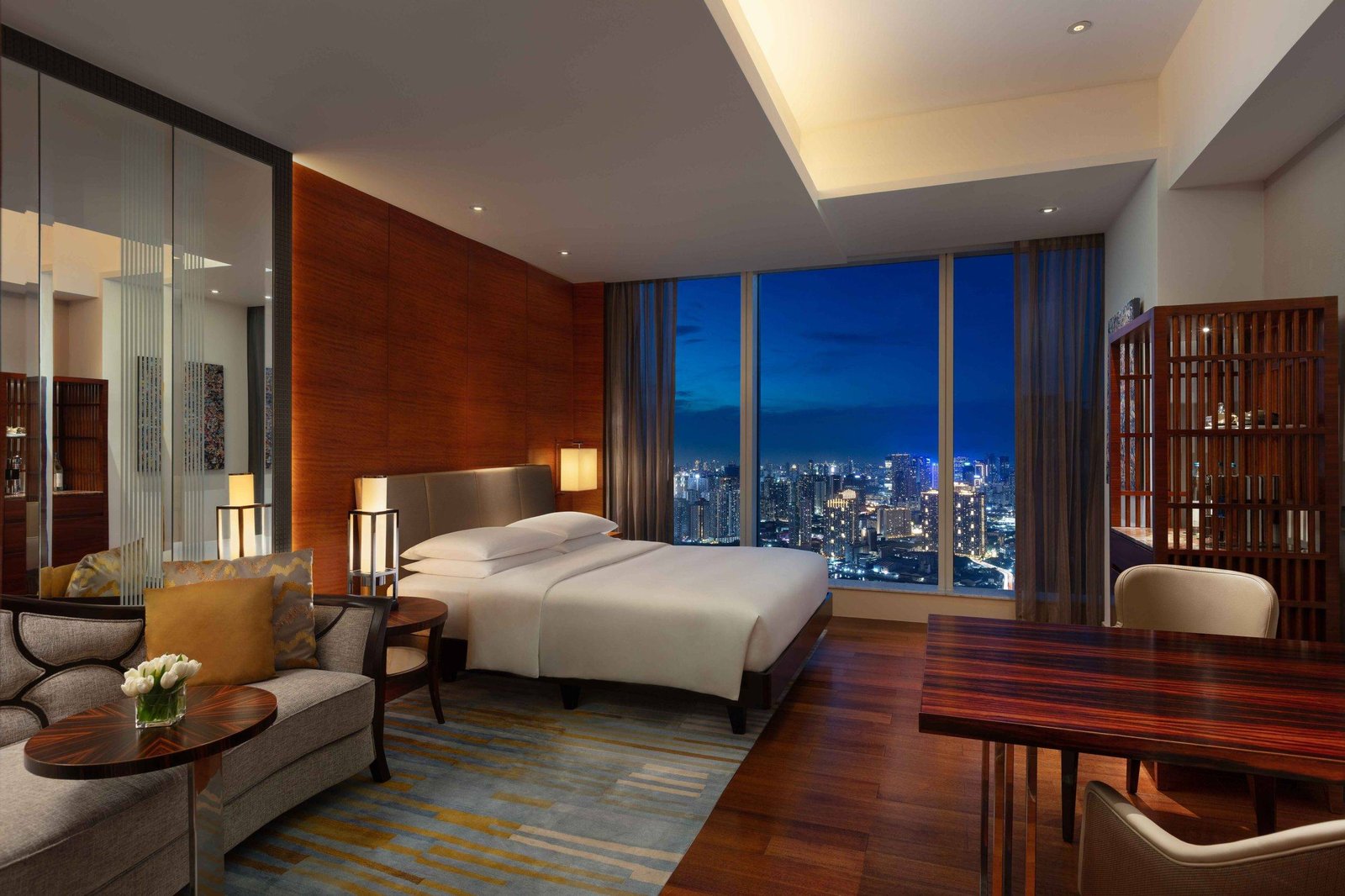 Grand Hyatt Manila, rooms